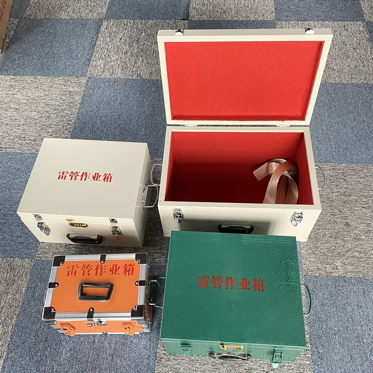林州爆破工程作业箱如何选择？玻璃钢与传统材质的全面对比